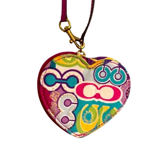 PICK ANY 3 | Coach Poppy “Daisy” graffiti - Picture 13 of 14